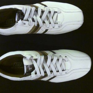 Skecher Lace Up Oxford White with Tan and Brown Strips